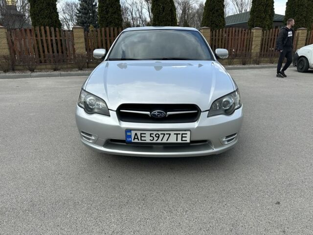Серый Субару Легаси, объемом двигателя 2 л и пробегом 266 тыс. км за 5300 $, фото 2 на Automoto.ua