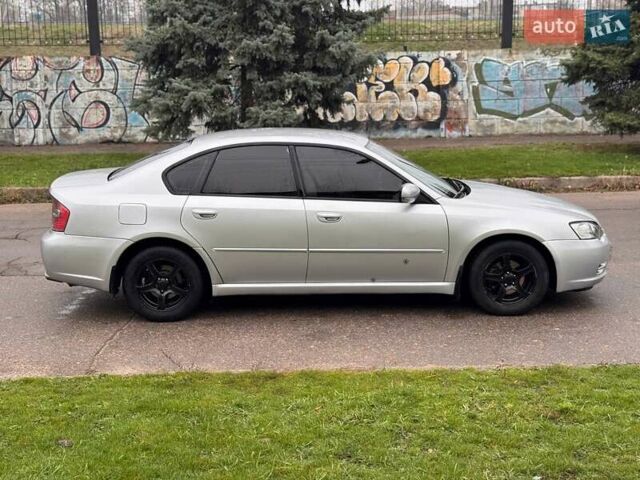 Сірий Субару Легасі, об'ємом двигуна 2 л та пробігом 358 тис. км за 5500 $, фото 4 на Automoto.ua