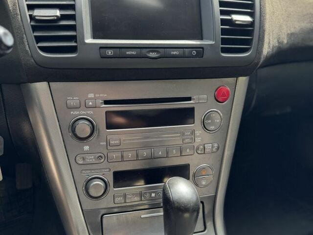 Сірий Субару Легасі, об'ємом двигуна 2 л та пробігом 291 тис. км за 3500 $, фото 14 на Automoto.ua