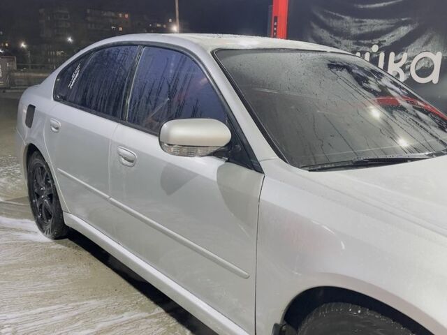 Сірий Субару Легасі, об'ємом двигуна 2 л та пробігом 2 тис. км за 5500 $, фото 7 на Automoto.ua