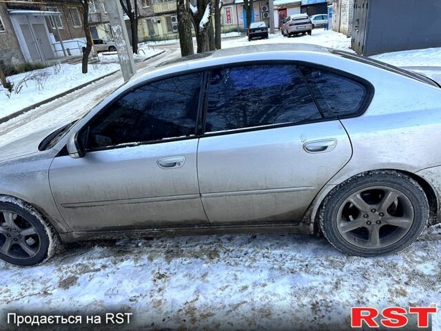 Серый Субару Легаси, объемом двигателя 3 л и пробегом 277 тыс. км за 6200 $, фото 6 на Automoto.ua