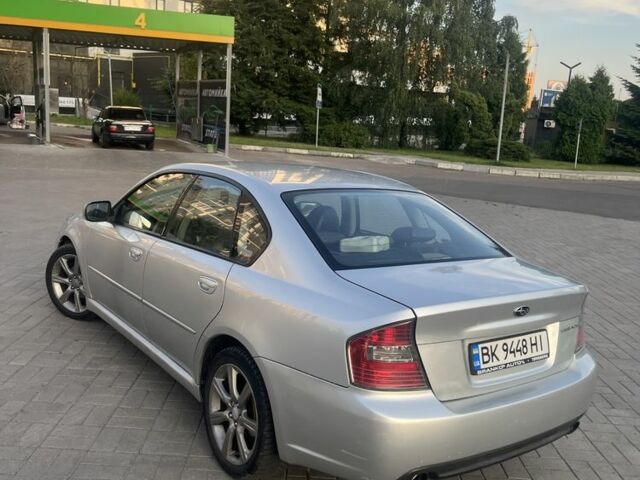 Серый Субару Легаси, объемом двигателя 2.5 л и пробегом 300 тыс. км за 3950 $, фото 2 на Automoto.ua