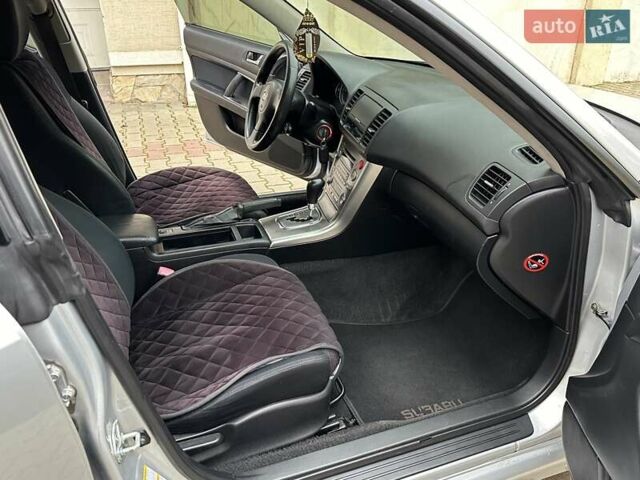 Сірий Субару Легасі, об'ємом двигуна 1.99 л та пробігом 230 тис. км за 4999 $, фото 50 на Automoto.ua