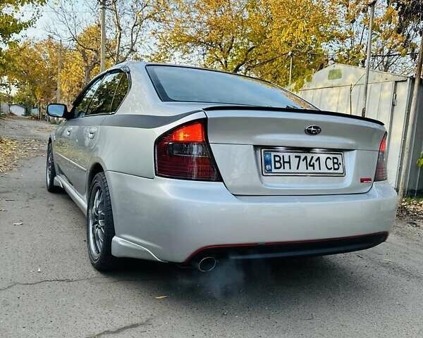 Сірий Субару Легасі, об'ємом двигуна 2 л та пробігом 185 тис. км за 7000 $, фото 3 на Automoto.ua