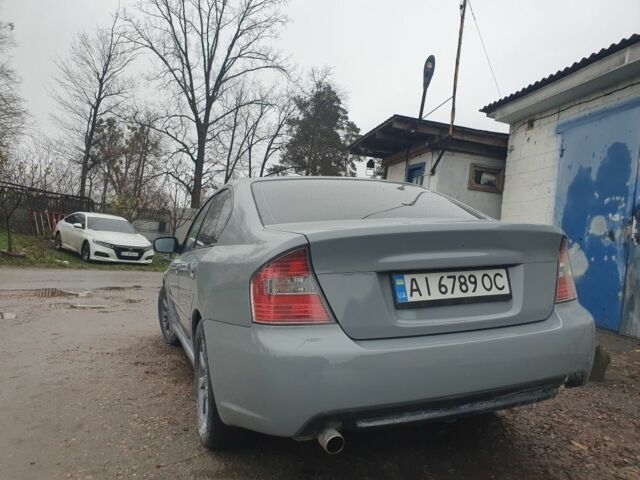 Сірий Субару Легасі, об'ємом двигуна 2 л та пробігом 135 тис. км за 4900 $, фото 2 на Automoto.ua