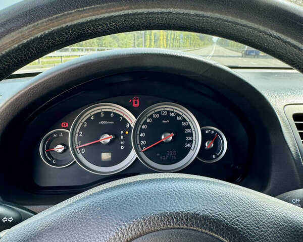 Серый Субару Легаси, объемом двигателя 2 л и пробегом 302 тыс. км за 5900 $, фото 9 на Automoto.ua
