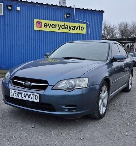 Сірий Субару Легасі, об'ємом двигуна 2.5 л та пробігом 312 тис. км за 4100 $, фото 1 на Automoto.ua