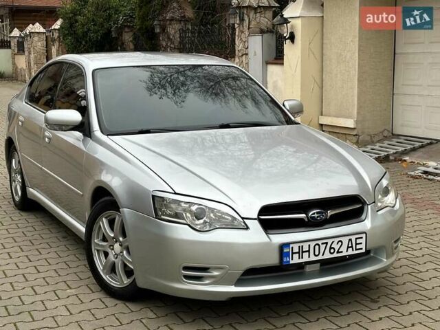Сірий Субару Легасі, об'ємом двигуна 1.99 л та пробігом 230 тис. км за 4999 $, фото 16 на Automoto.ua