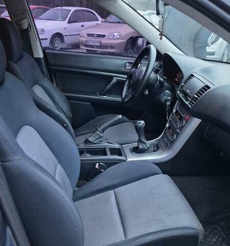 Сірий Субару Легасі, об'ємом двигуна 2.5 л та пробігом 312 тис. км за 4100 $, фото 17 на Automoto.ua