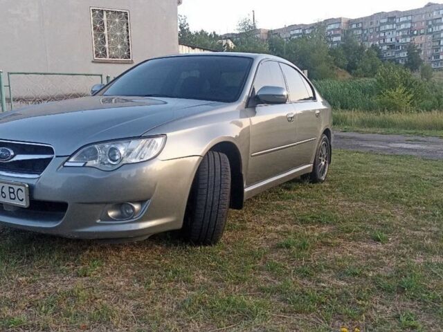 Сірий Субару Легасі, об'ємом двигуна 2 л та пробігом 300 тис. км за 6800 $, фото 13 на Automoto.ua