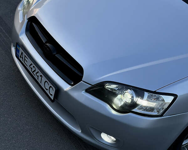 Серый Субару Легаси, объемом двигателя 2 л и пробегом 250 тыс. км за 6999 $, фото 3 на Automoto.ua