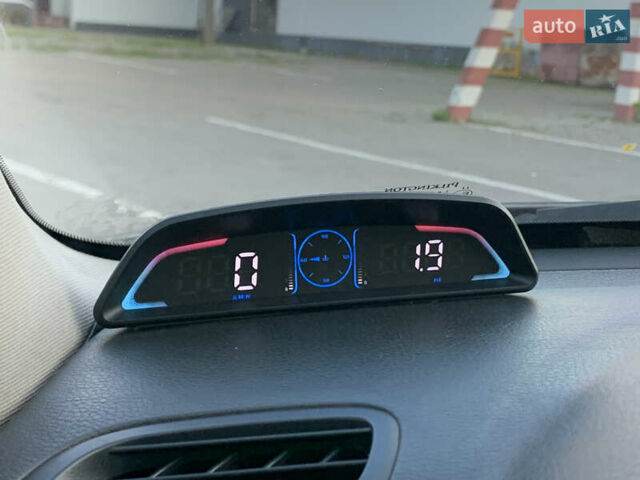 Серый Субару Легаси, объемом двигателя 2 л и пробегом 230 тыс. км за 5700 $, фото 41 на Automoto.ua