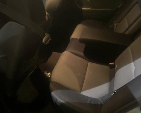 Серый Субару Легаси, объемом двигателя 2 л и пробегом 321 тыс. км за 5200 $, фото 11 на Automoto.ua