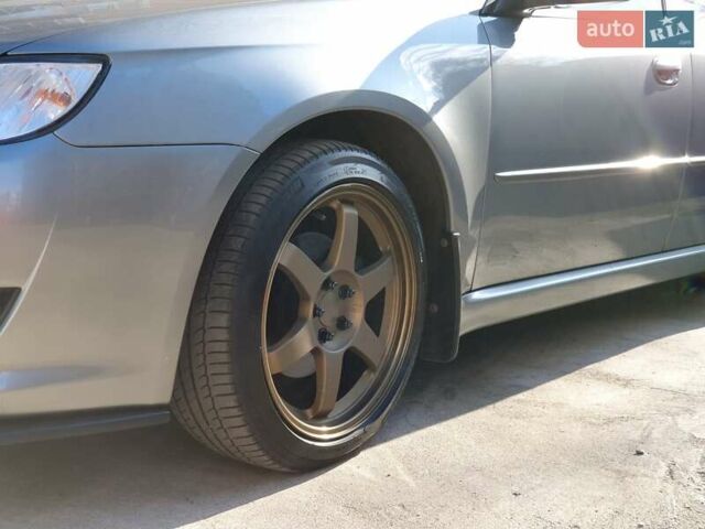 Серый Субару Легаси, объемом двигателя 2 л и пробегом 55 тыс. км за 8500 $, фото 3 на Automoto.ua