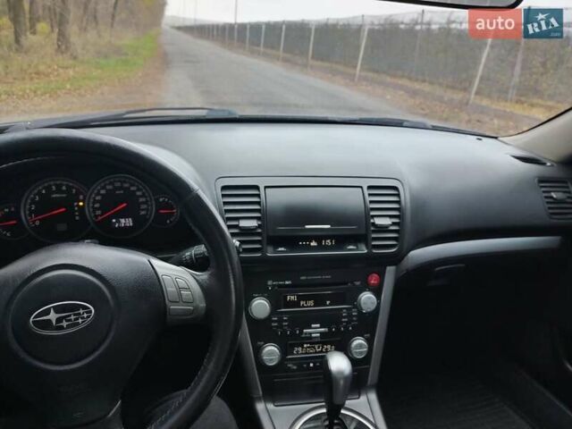 Серый Субару Легаси, объемом двигателя 2 л и пробегом 212 тыс. км за 6000 $, фото 6 на Automoto.ua