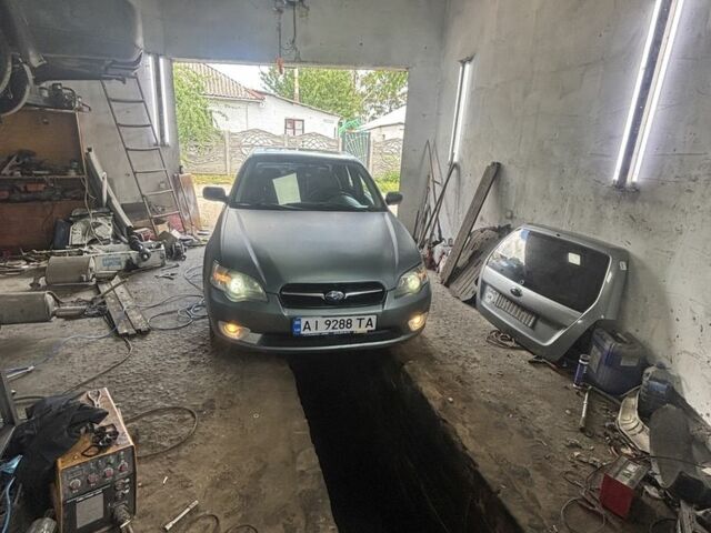Сірий Субару Легасі, об'ємом двигуна 2 л та пробігом 350 тис. км за 2600 $, фото 6 на Automoto.ua