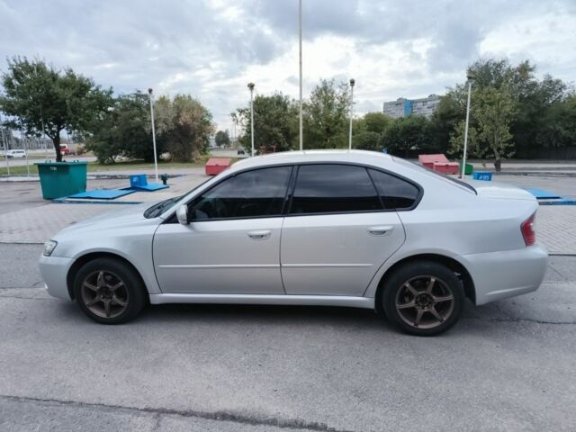 Сірий Субару Легасі, об'ємом двигуна 2 л та пробігом 255 тис. км за 5500 $, фото 1 на Automoto.ua