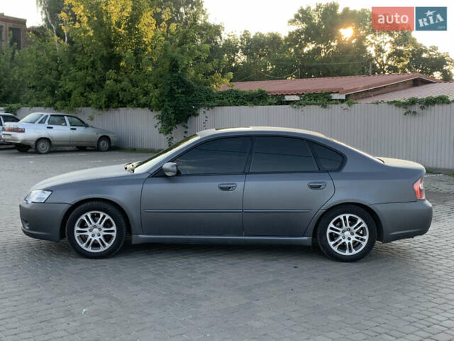 Серый Субару Легаси, объемом двигателя 2 л и пробегом 230 тыс. км за 5700 $, фото 5 на Automoto.ua