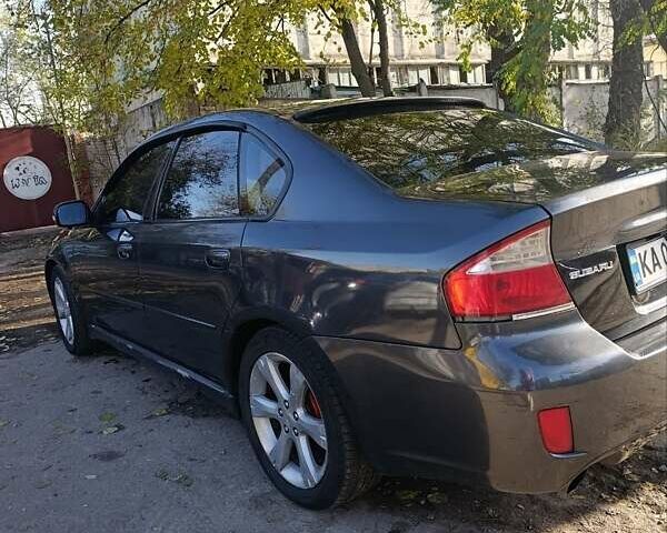Серый Субару Легаси, объемом двигателя 2.5 л и пробегом 385 тыс. км за 5700 $, фото 2 на Automoto.ua
