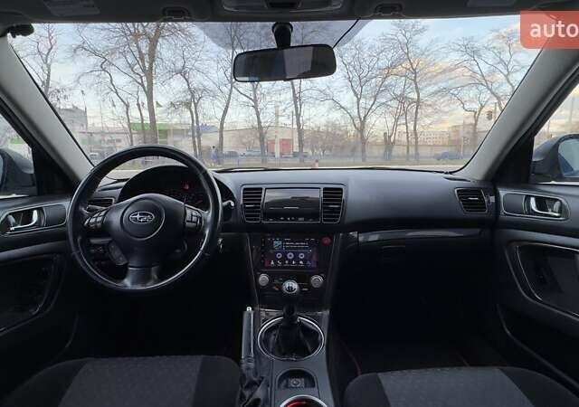 Серый Субару Легаси, объемом двигателя 2 л и пробегом 158 тыс. км за 7000 $, фото 7 на Automoto.ua