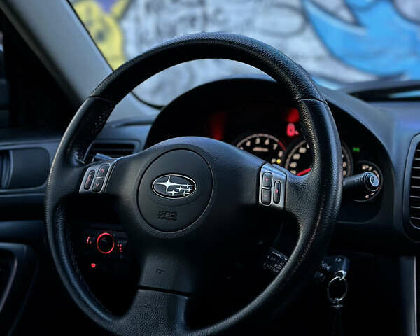 Серый Субару Легаси, объемом двигателя 2 л и пробегом 250 тыс. км за 6999 $, фото 24 на Automoto.ua