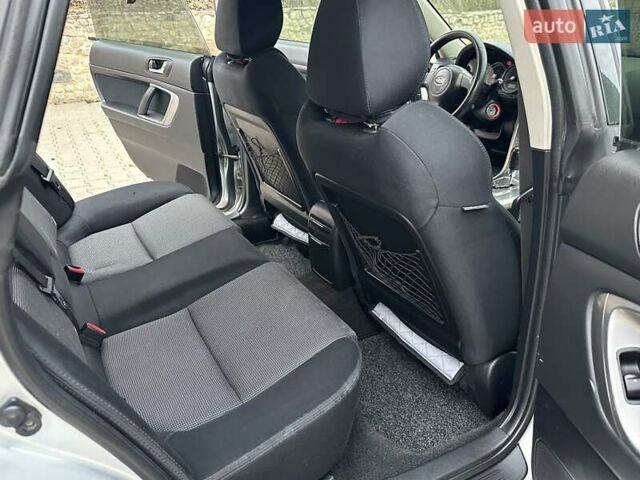 Серый Субару Легаси, объемом двигателя 1.99 л и пробегом 220 тыс. км за 4950 $, фото 37 на Automoto.ua