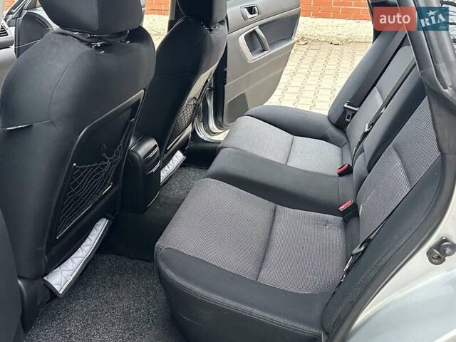 Серый Субару Легаси, объемом двигателя 1.99 л и пробегом 220 тыс. км за 4950 $, фото 34 на Automoto.ua