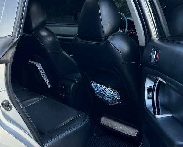 Серый Субару Легаси, объемом двигателя 2 л и пробегом 250 тыс. км за 6999 $, фото 9 на Automoto.ua