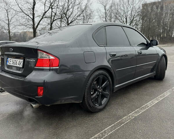 Сірий Субару Легасі, об'ємом двигуна 2 л та пробігом 250 тис. км за 6500 $, фото 5 на Automoto.ua