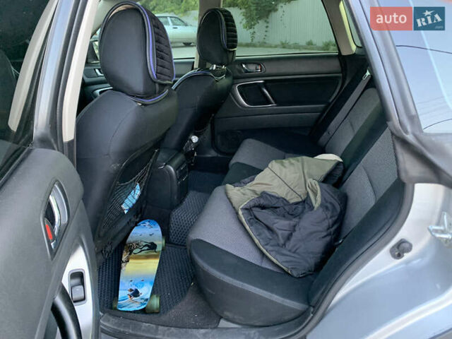 Серый Субару Легаси, объемом двигателя 2 л и пробегом 230 тыс. км за 5700 $, фото 48 на Automoto.ua