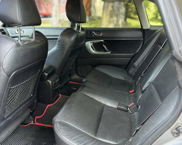 Сірий Субару Легасі, об'ємом двигуна 2 л та пробігом 332 тис. км за 5500 $, фото 14 на Automoto.ua