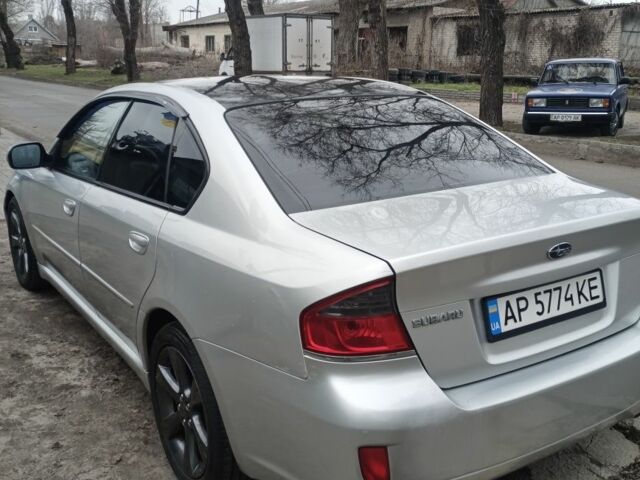 Серый Субару Легаси, объемом двигателя 2 л и пробегом 247 тыс. км за 4600 $, фото 1 на Automoto.ua