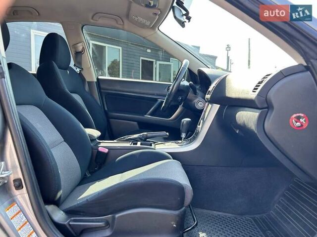 Серый Субару Легаси, объемом двигателя 2 л и пробегом 218 тыс. км за 6300 $, фото 30 на Automoto.ua