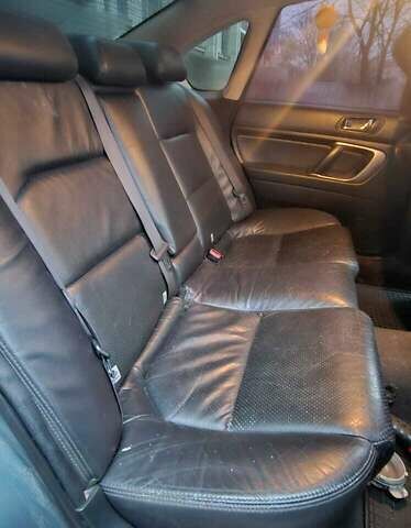 Серый Субару Легаси, объемом двигателя 2 л и пробегом 337 тыс. км за 3300 $, фото 7 на Automoto.ua