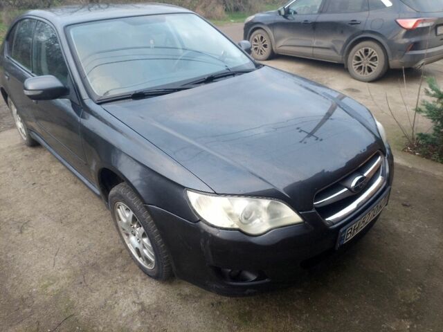 Серый Субару Легаси, объемом двигателя 2 л и пробегом 180 тыс. км за 4600 $, фото 6 на Automoto.ua