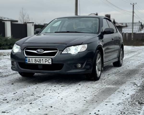 Серый Субару Легаси, объемом двигателя 2 л и пробегом 196 тыс. км за 7000 $, фото 1 на Automoto.ua