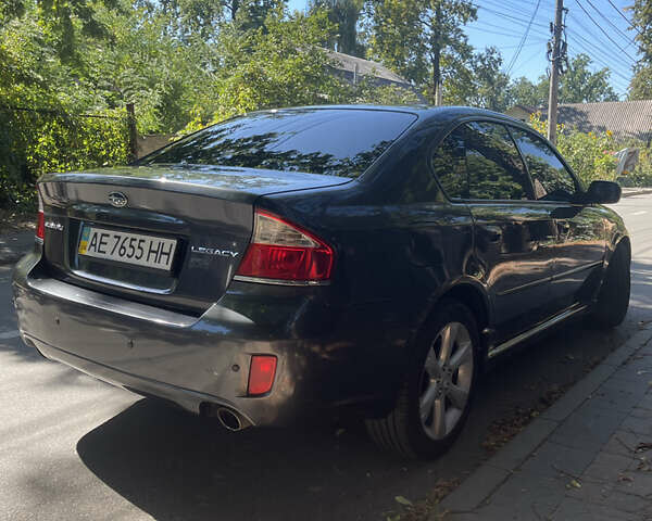 Серый Субару Легаси, объемом двигателя 2 л и пробегом 296 тыс. км за 4100 $, фото 8 на Automoto.ua