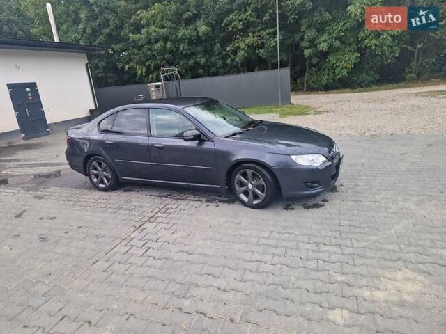 Серый Субару Легаси, объемом двигателя 2 л и пробегом 246 тыс. км за 5300 $, фото 9 на Automoto.ua
