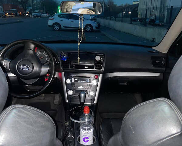Серый Субару Легаси, объемом двигателя 2 л и пробегом 140 тыс. км за 6500 $, фото 7 на Automoto.ua