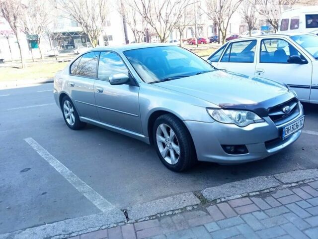 Серый Субару Легаси, объемом двигателя 2 л и пробегом 333 тыс. км за 5300 $, фото 4 на Automoto.ua