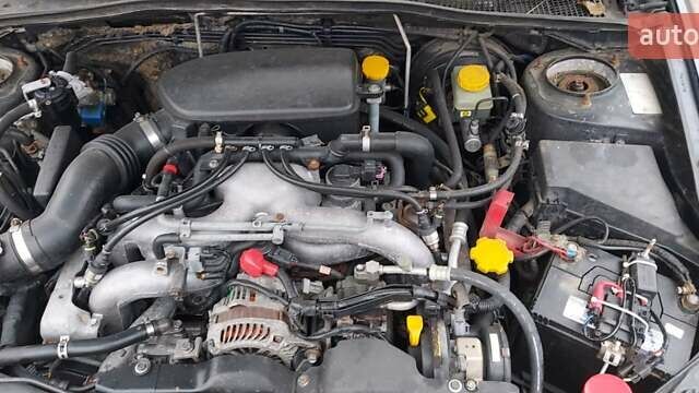 Сірий Субару Легасі, об'ємом двигуна 1.99 л та пробігом 168 тис. км за 3550 $, фото 6 на Automoto.ua