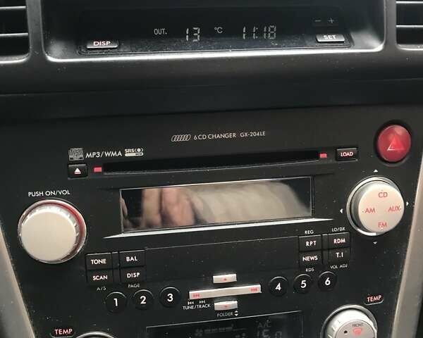Сірий Субару Легасі, об'ємом двигуна 2 л та пробігом 155 тис. км за 7500 $, фото 5 на Automoto.ua