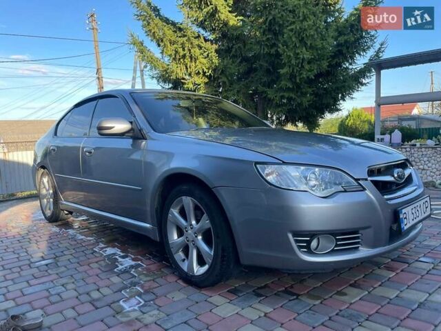 Серый Субару Легаси, объемом двигателя 2 л и пробегом 246 тыс. км за 6000 $, фото 2 на Automoto.ua