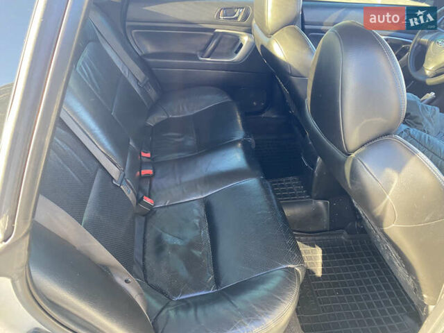 Серый Субару Легаси, объемом двигателя 1.99 л и пробегом 242 тыс. км за 5350 $, фото 12 на Automoto.ua