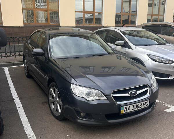 Сірий Субару Легасі, об'ємом двигуна 2 л та пробігом 202 тис. км за 6000 $, фото 6 на Automoto.ua