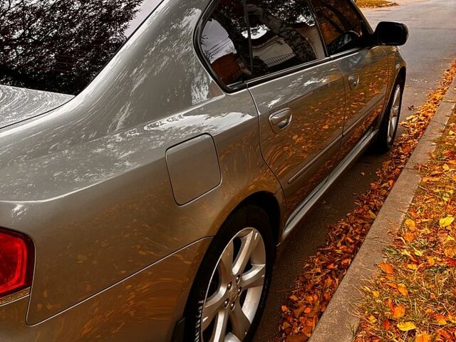 Сірий Субару Легасі, об'ємом двигуна 2 л та пробігом 244 тис. км за 6500 $, фото 5 на Automoto.ua