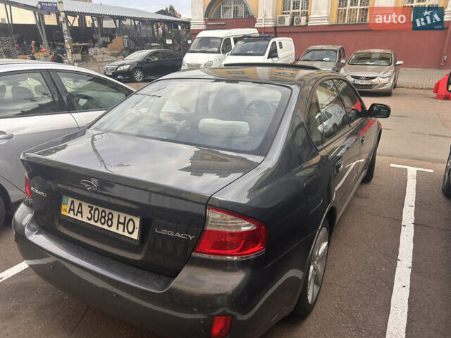 Сірий Субару Легасі, об'ємом двигуна 2 л та пробігом 202 тис. км за 6000 $, фото 5 на Automoto.ua