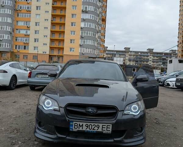 Сірий Субару Легасі, об'ємом двигуна 1.99 л та пробігом 208 тис. км за 6800 $, фото 3 на Automoto.ua