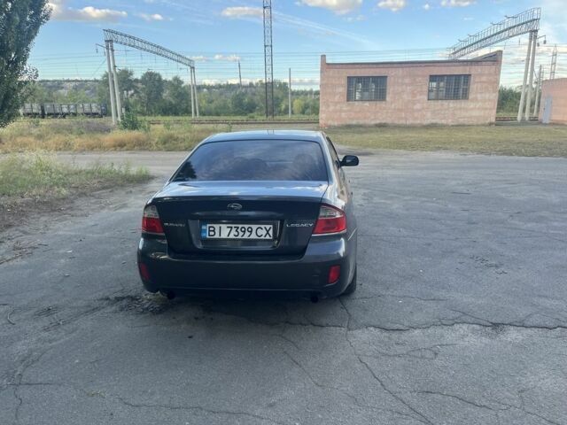 Сірий Субару Легасі, об'ємом двигуна 2 л та пробігом 170 тис. км за 7200 $, фото 3 на Automoto.ua