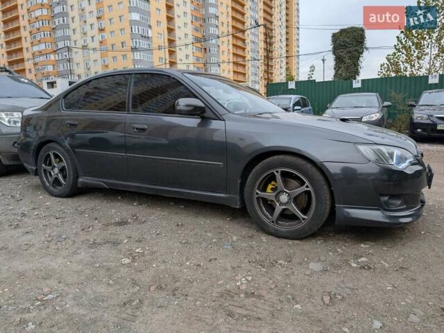 Сірий Субару Легасі, об'ємом двигуна 1.99 л та пробігом 208 тис. км за 6800 $, фото 1 на Automoto.ua